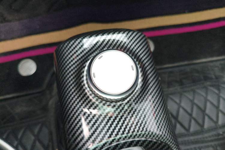 Used Wuling Hongguang MINIEV 2022 GAMEBOY 200km Gaming Edition with Lithium Iron Phosphate Gear Lever