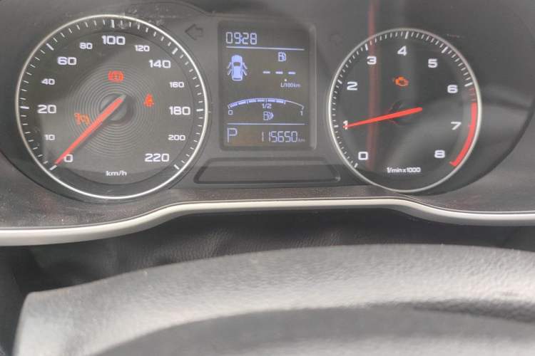Used MG ZS 2017 16T Automatic Flagship Internet Edition
