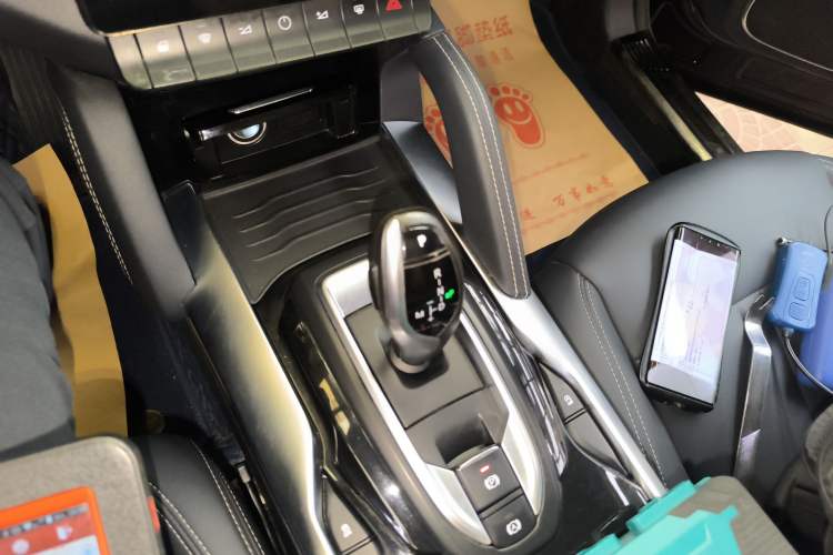 Used Brilliance V7 2018 280T DCT Luxury Model 5 Seats
