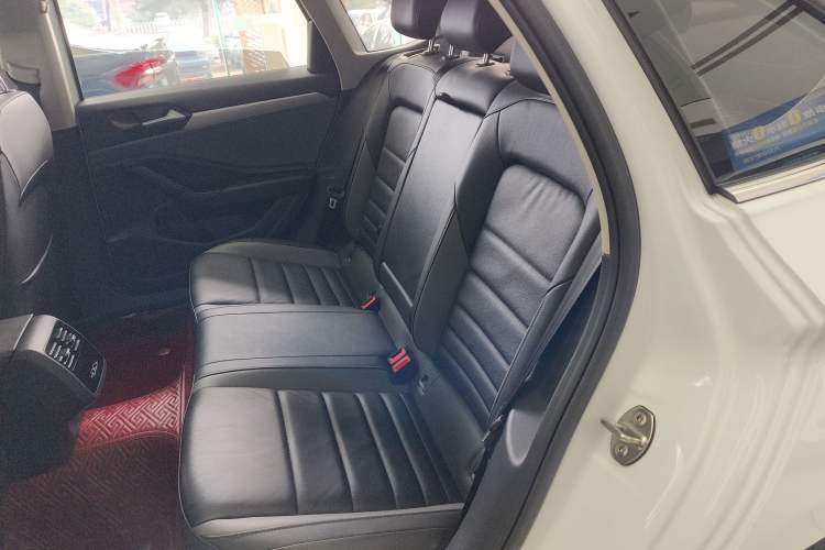 Used Volkswagen Sagitar 2022 280TSI DSG Excellence Edition Left Rear Seat