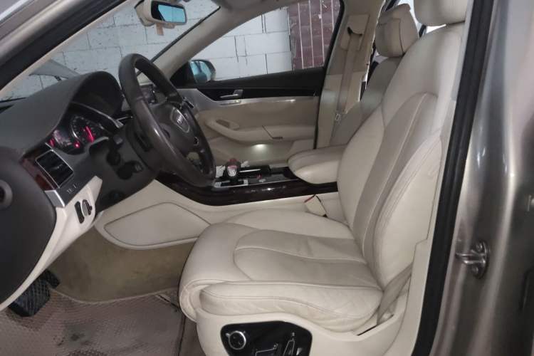 Used Audi A8 2012 A8L 45 TFSI quattro Comfort model
