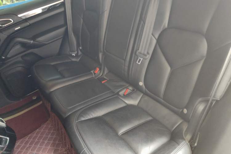 Used Porsche Cayenne 2016 Cayenne 3.0T Left Rear Seat