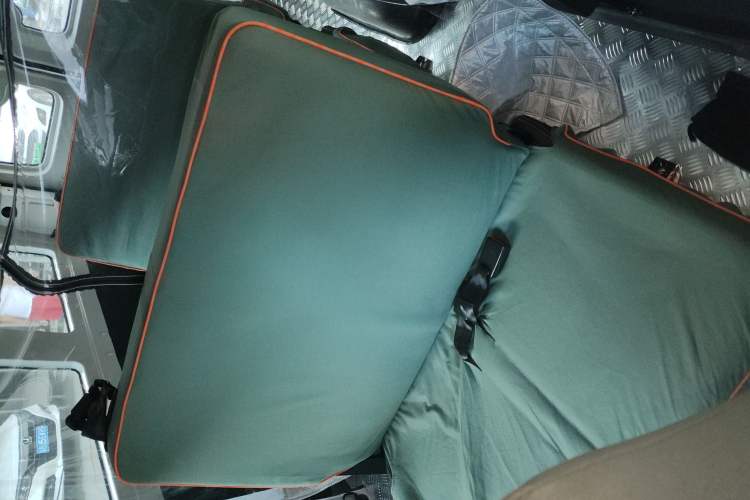 Used Farizon Xingxiang V 2024 Star Enjoy V6E Feature Edition with CATL 41.86 kWh
