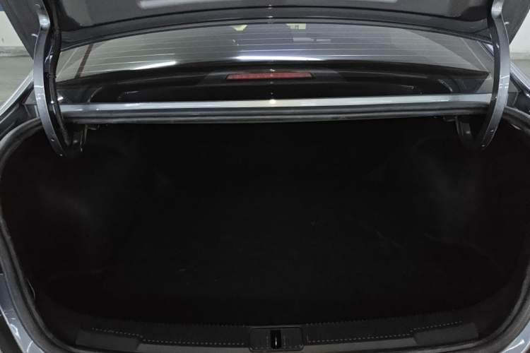 Used Roewe i5 2021 1.5L CVT Starry Edition