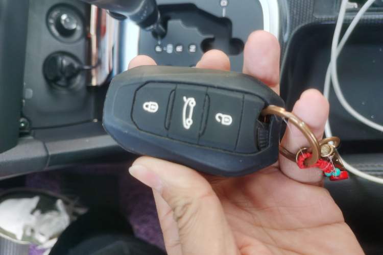 Used Citroen C4L 2014 1.6THP Intelligent Drive Automatic Dynamic Model
