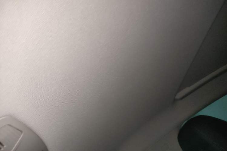 Used Hongqi E-QM5 2022 431 km Charge & Enjoy Edition
