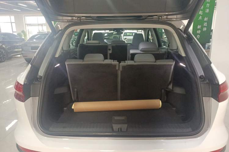 Used Audi Q5 e-tron 2023 40 e-tron Starry Edition Luxury Package Trunk