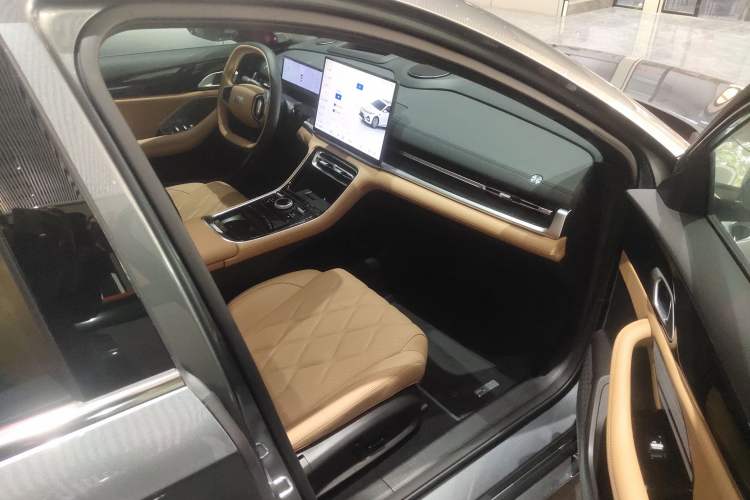 Used Geely Galaxy A7 2025 Model EM-i 150km Exploration+ Edition Right Front Seat