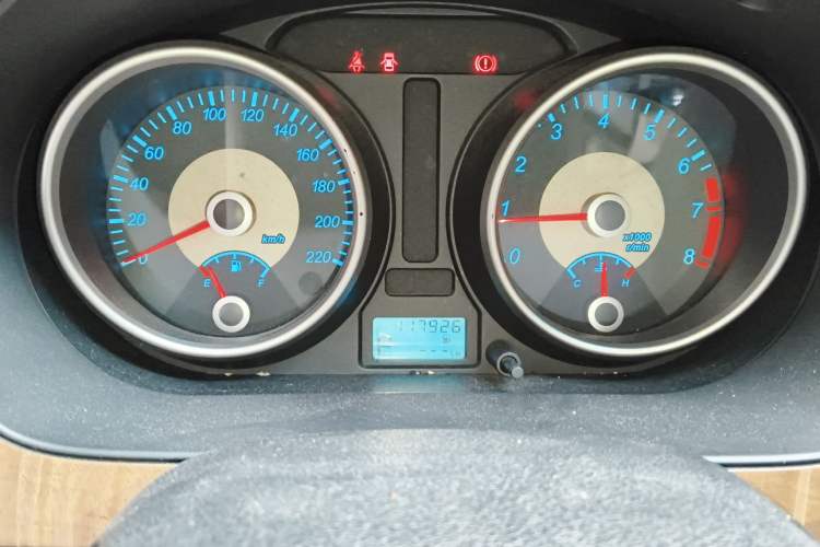 Used Buick Excelle 2015 1.5L Automatic Classic Model
