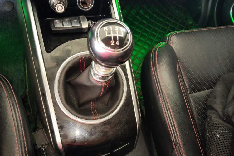 Used Zotye Domy X5 2015 1.5T Manual Luxury Version China IV Standard
