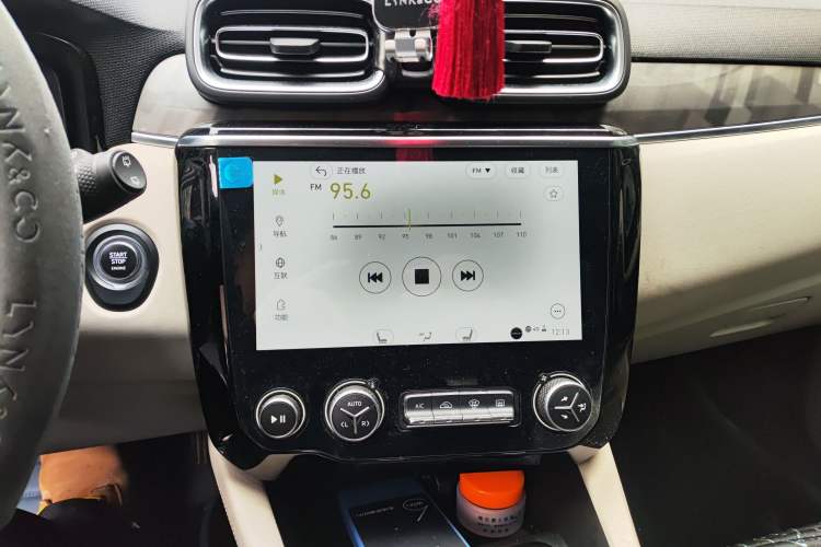 Used Lynk & Co 02 2018 1.5T DCT Two-Wheel Drive Zhaoban China V Standard