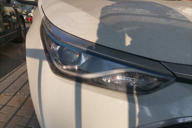 Used Toyota Levin 2017 Revised Dual-Engine 1.8H GS E-CVT Elite Sunroof Version China V Standard
