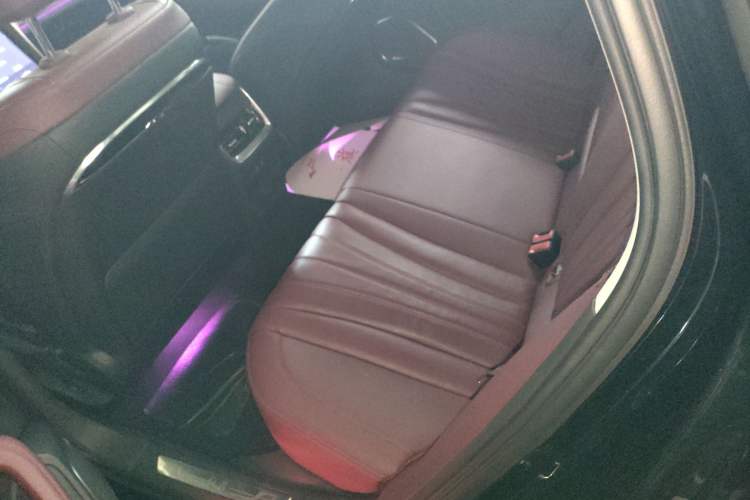 Used Hongqi H5 2024 2.0T Automatic Smart Connect Flagship Edition
