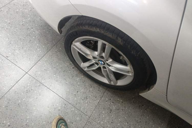 Used BMW 1 Series 2022 120i M Sport Night Edition Right Rear Wheel Hub