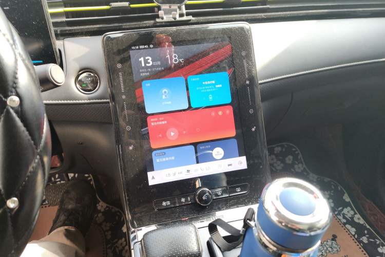 Used Roewe RX5 2023 PLUS 330TGI Automatic Trendsetting Smart Edition
