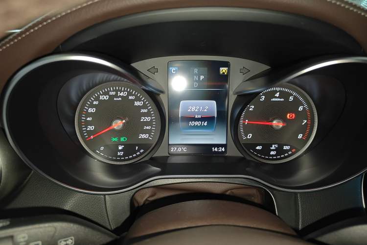 Used Mercedes-Benz GLC 2019 GLC 260 L 4MATIC Dynamic Model