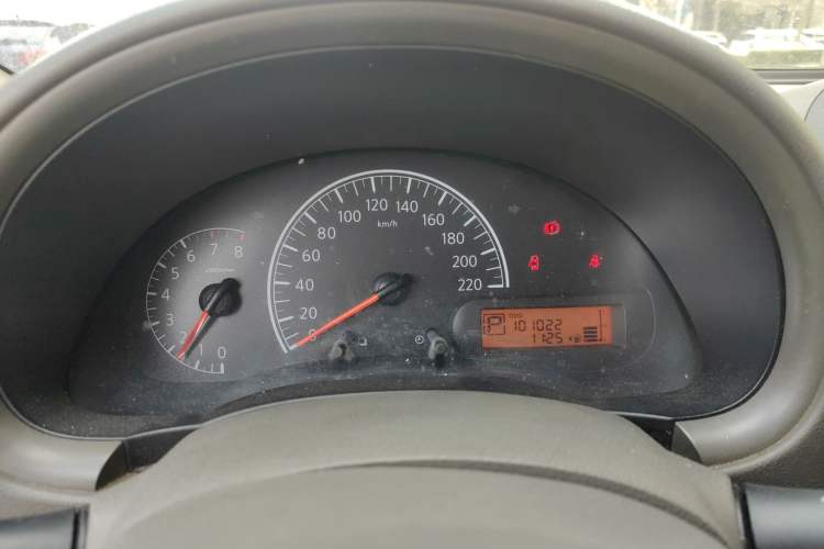 Used Nissan Sunny 2011 1.5XE CVT Comfort Edition Instrument Cluster