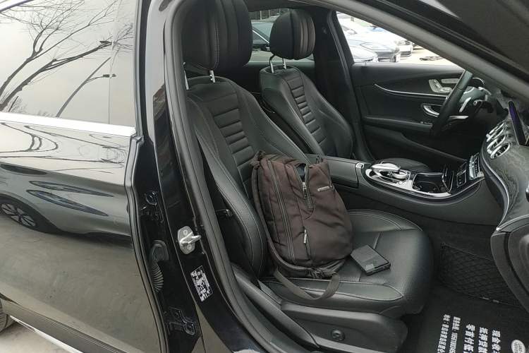 Used Mercedes-Benz E-Class 2016 E 300 L Sporty and Stylish Model
