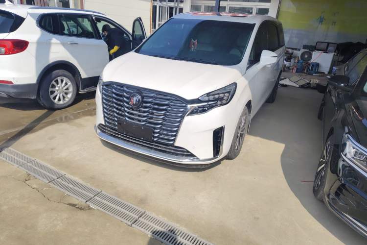 Used Buick GL8 2023 ES Lu Zun Deluxe Model
