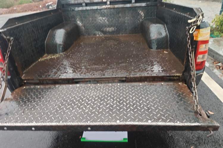 Used JMC Baodian 2013 2.8T Two-Wheel-Drive Diesel Comfort Value Edition
