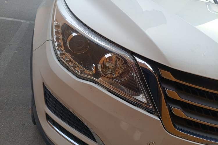 Used Baojun 560 2016 1.8L Manual Comfort Edition