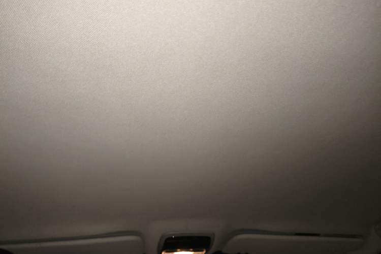 Used Huasong 7 2017 2.0T Automatic Standard Edition Headliner