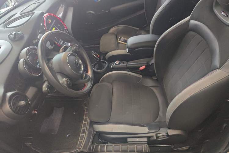 Used MINI JCW 2020 2.0T JOHN COOPER WORKS ALL-IN Left Front Seat