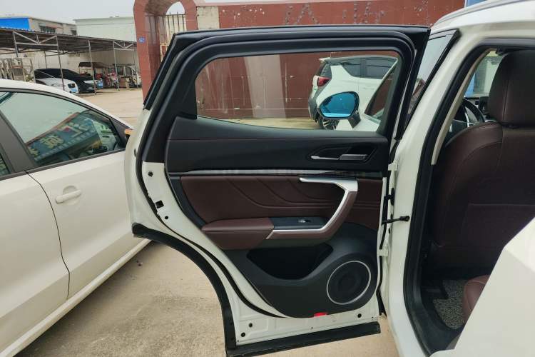 Used Wey VV5 2019 1.5T Two-Wheel Drive Smart Pioneer