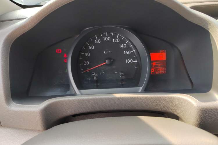 Used Nissan NV200 2016 Revised Version 1.6L CVT Luxury Edition
