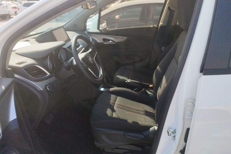 Used Buick Encore 2015 1.4T Automatic Two-Wheel Drive Urban Elite Version