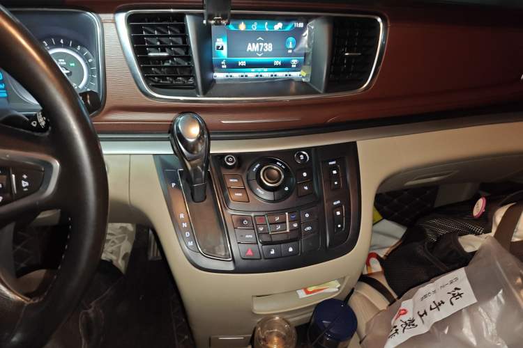 Used Buick GL8 2018 28T Luxury Model China VI Standard
