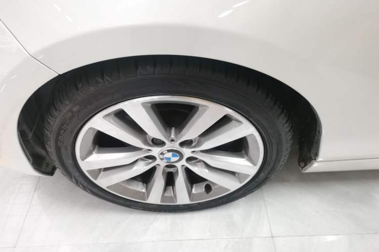 Used BMW 2 Series 2017 220i Convertible Coupe Leading Model