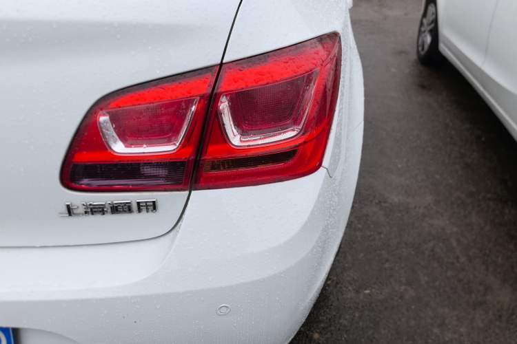 Used Chevrolet Cruze 2015 1.5L Classic SL MT Right Rear Taillight