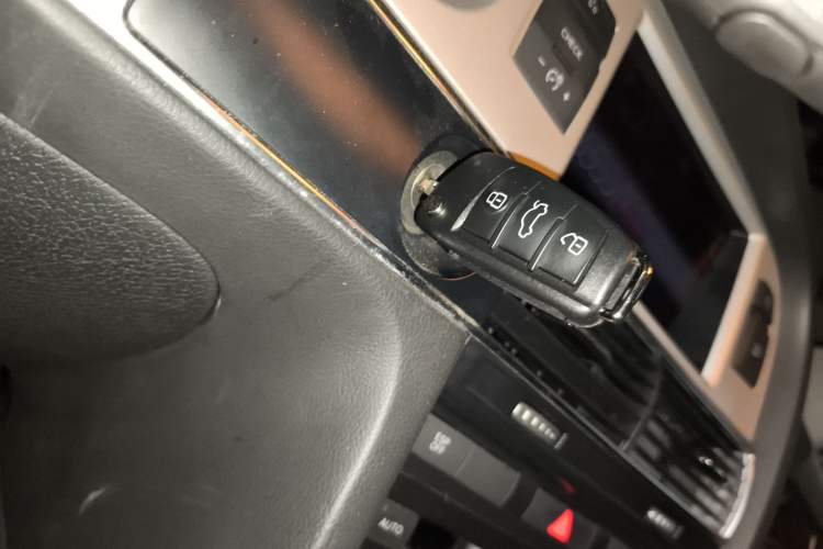 Used Audi A6L 2011 2.0 TFSI Automatic Standard Edition
