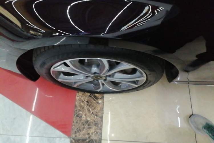 Used Mercedes-Benz E-Class 2021 Restyled E 300 L Sporty and Stylish Edition
