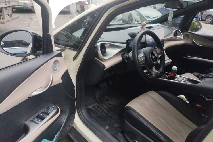 Used BYD Dolphin 2023 420 km Fashion Edition Driver Seat