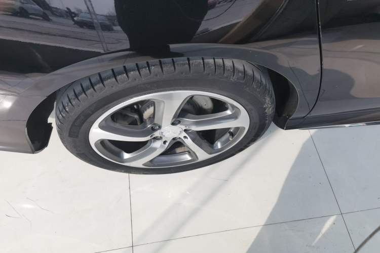 Used Mercedes-Benz E-Class 2017 E 200 L Sport 4MATIC