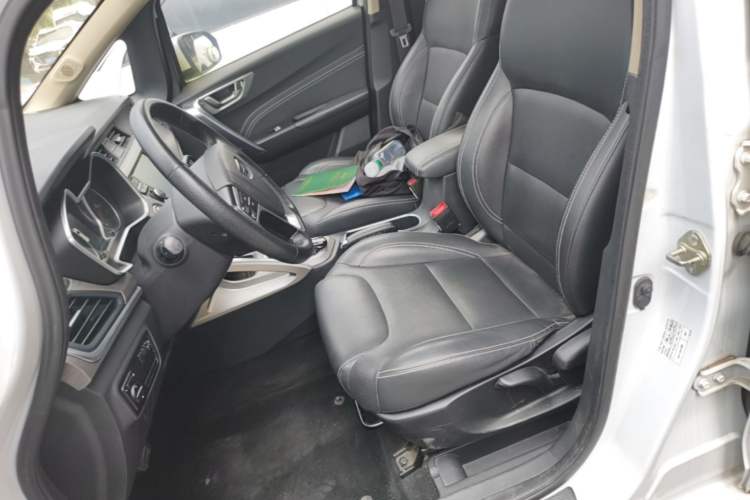 Used Geely Auto Vision X3 2017 1.5L Automatic Luxury Model
