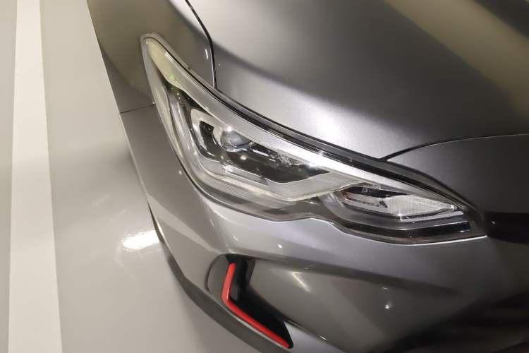 Used Chevrolet Orlando 2019 Redline 530T Automatic Enjoyment Version (5+2 Seating) China VI