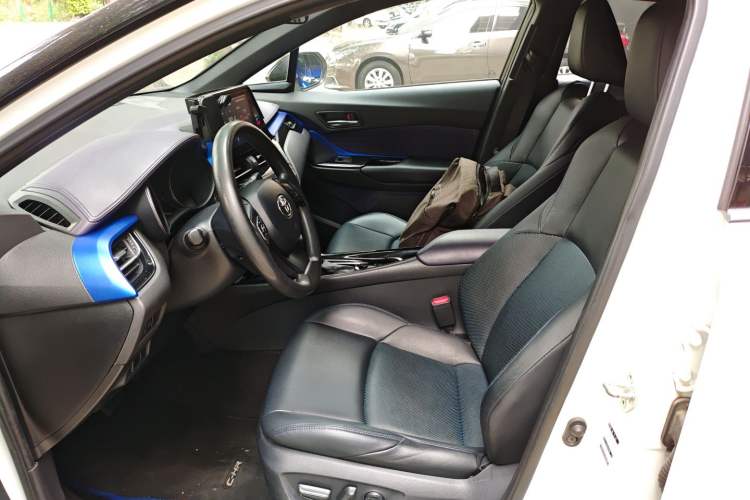 Used Toyota C-HR 2020 2.0L Leading Edition Left Front Seat