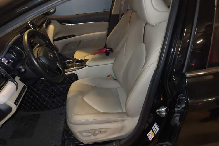 Used Toyota Camry 2018 2.0G Luxury Edition