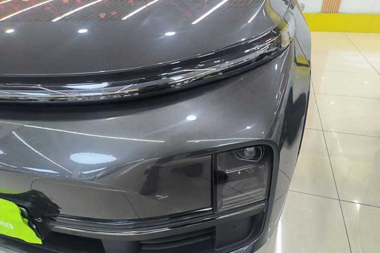 Used Li Auto L8 2023 Pro Model
