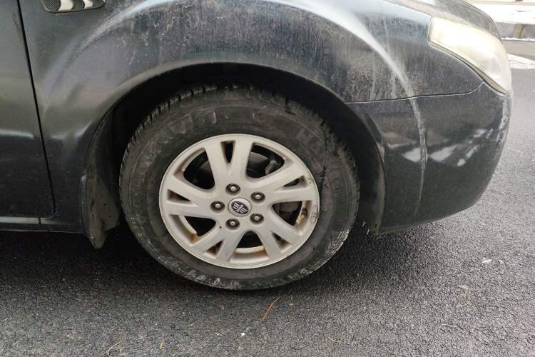 Used Bestune B50 2011 1.6L manual fashion version
