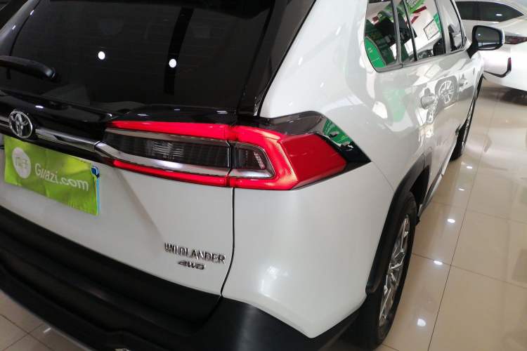 Used Toyota Wildlander 2020 2.0L CVT 4x4 Luxury Edition