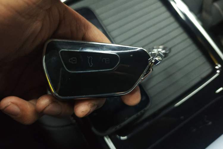 Used Volkswagen ID.4 X 2023 Pure Long-Range Version Vehicle Key