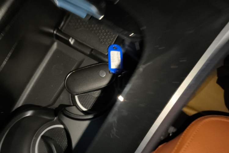 Used Mercedes-Benz GLC 2024 Refreshed GLC 260 L 4MATIC Luxury Version 7-Seater