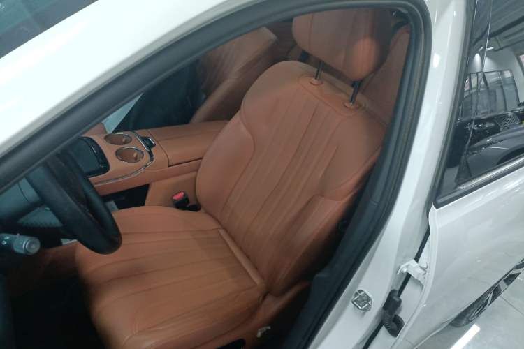 Used AION V 2024 Aion Tyrannosaurus 520 Smart Luxury Edition