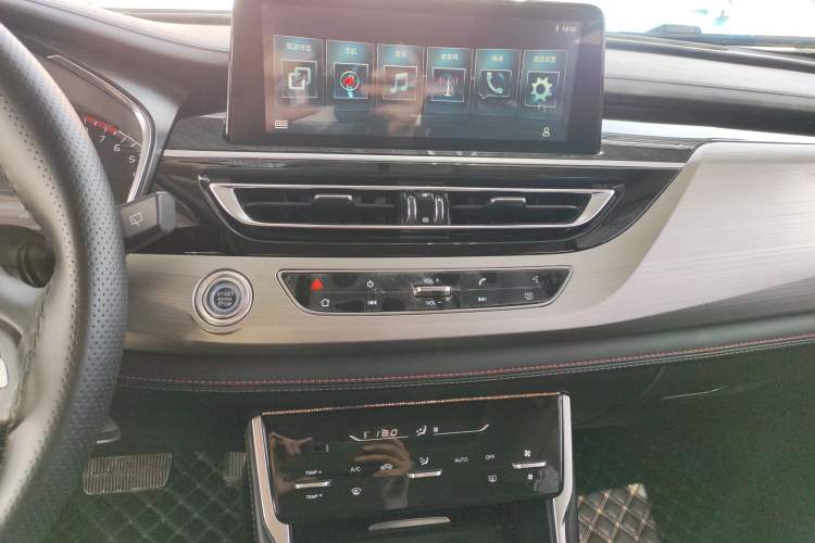 Used CHANGAN CS75 2020 280T DCT Luxury Model China VI Standard
