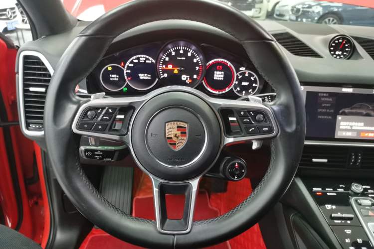 Used Porsche Cayenne 2019 Cayenne Coupé 3.0T
