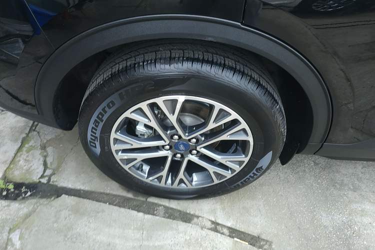 Used Ford Escape 2020 EcoBoost 245 Two-Wheel Drive Smart & Enjoyment Model